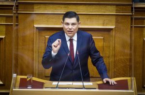 Μπουρνούς για την ανάρτηση της Ακρίτα για το «Πανηγύρι του Ταύρου» στη Λέσβο: «Αλαζονική η συμπεριφορά της»