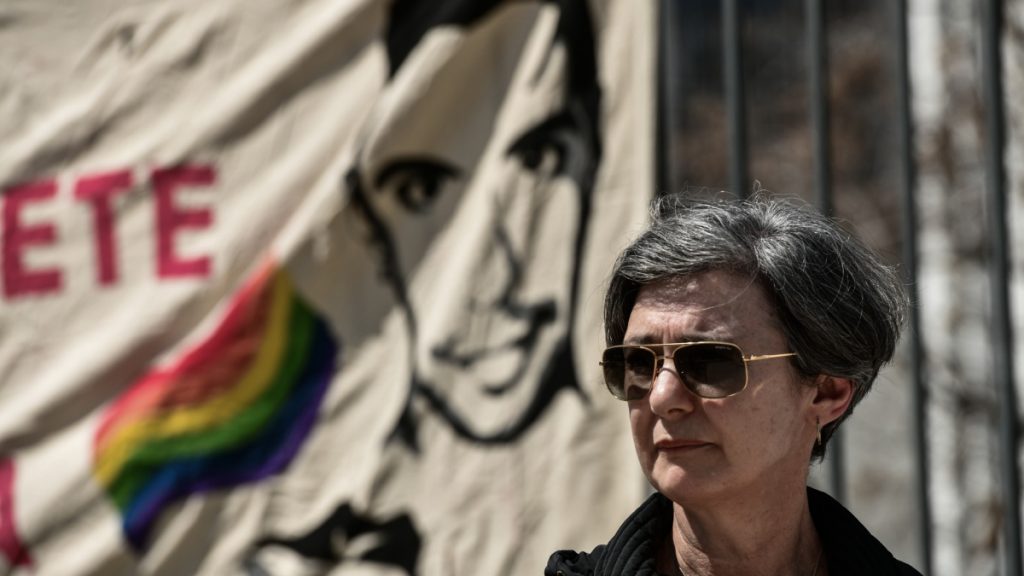 Ζακ Κωστόπουλος: Συγκινεί το μήνυμα της μητέρας του – “Σήμερα θα ήσουν 40 ετών”