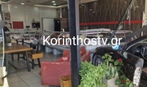 Κορινθία: Αυτοκίνητο «μπούκαρε» σε κρεοπωλείο στα Λουτρά Ωραίας Ελένης