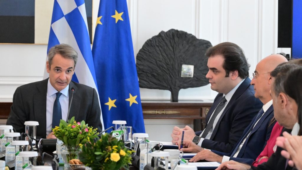 LIVE η εισήγηση του πρωθυπουργού στο Υπουργικό Συμβούλιο
