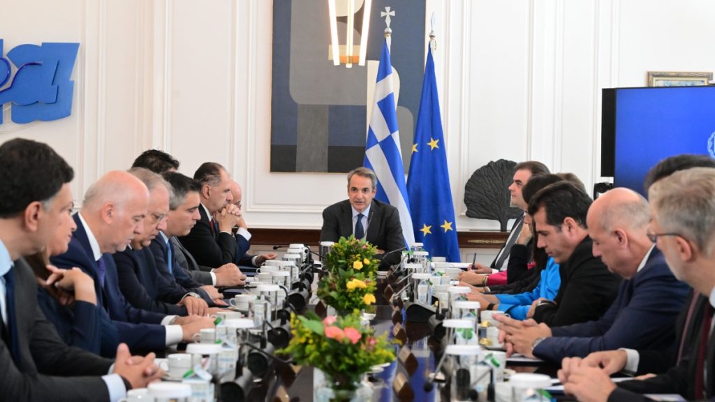 Υπουργικό Συμβούλιο: Συνεδριάζει την Πέμπτη υπό τον Πρωθυπουργό – Επί τάπητος η αύξηση του κατώτατου μισθού