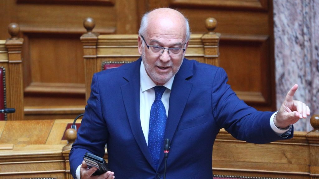 Φλωρίδης για Τσίπρα: “Κίνηση απελπισίας η επιστροφή του – Δώρο για τον Μητσοτάκη”
