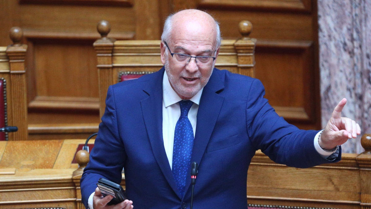 Φλωρίδης για Τσίπρα: “Κίνηση απελπισίας η επιστροφή του – Δώρο για τον Μητσοτάκη”