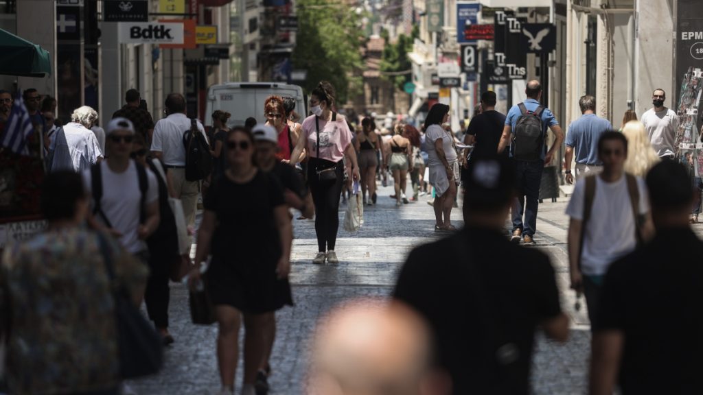 Νέα φορολογική κλίμακα: Πόσα κερδίζουν από την Πρωτοχρονιά ελεύθεροι επαγγελματίες , νέοι και πολύτεκνοι