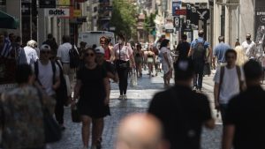 Νέα φορολογική κλίμακα: Πόσα κερδίζουν από την Πρωτοχρονιά ελεύθεροι επαγγελματίες , νέοι και πολύτεκνοι