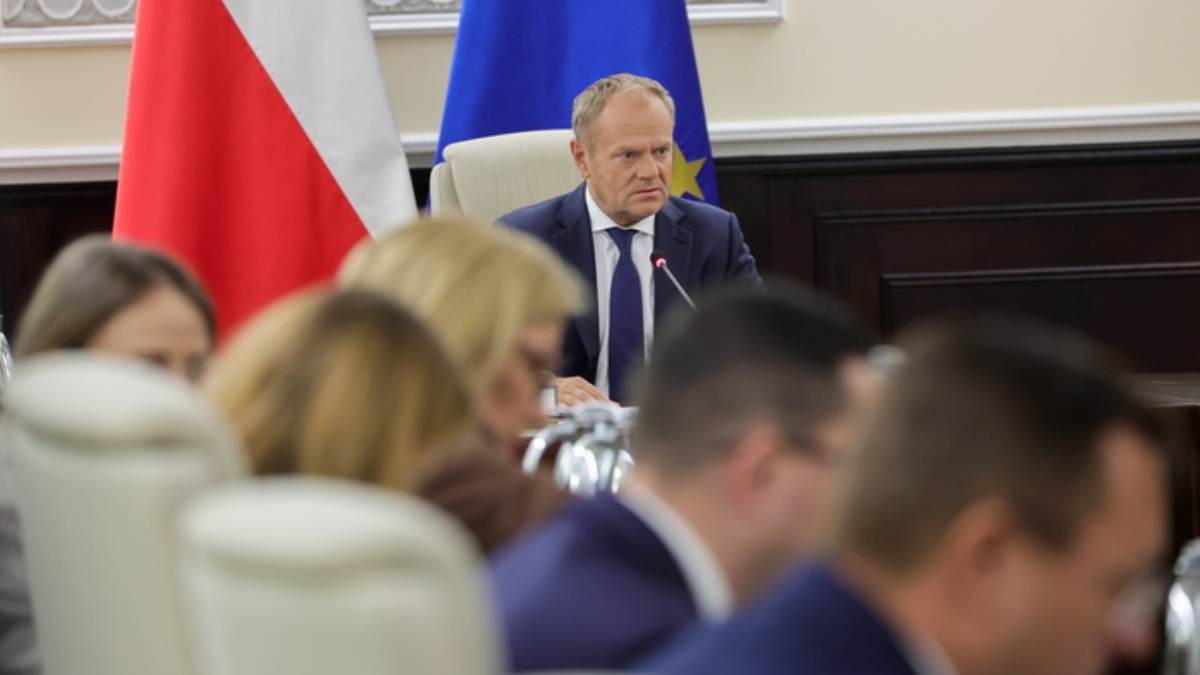 Η Πολωνία ενεργοποιεί το άρθρο 4 του ΝΑΤΟ μετά την κατάρριψη ρωσικών drones – Για 19 παραβιάσεις του FIR μιλά ο Τουσκ