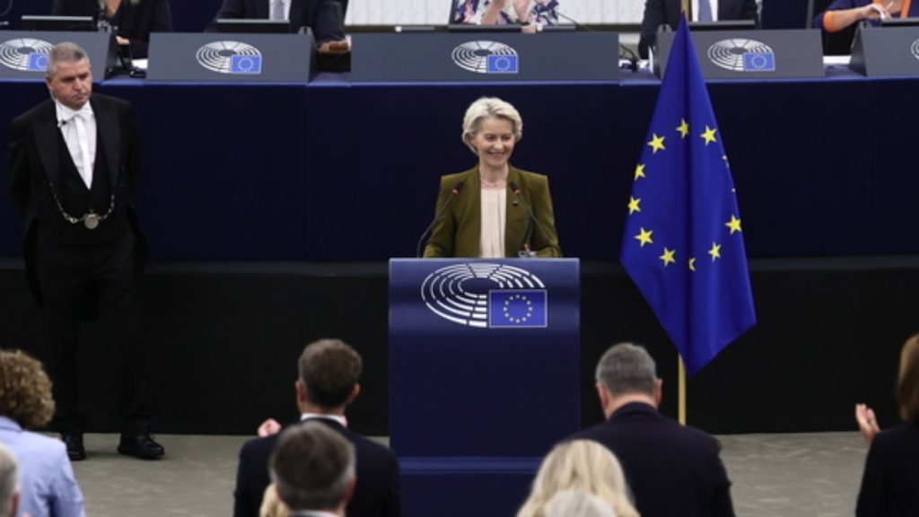 Φον ντερ Λάιεν: Τίμησε τους Έλληνες πυροσβέστες – «Είστε έμπνευση για όλους μας» (βίντεο)