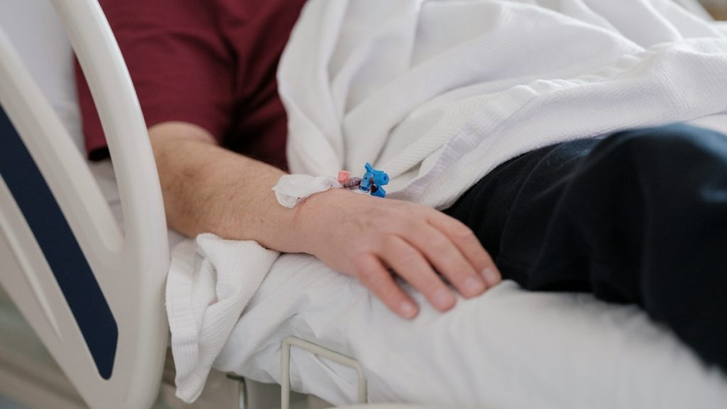 Εγκεφαλικό επεισόδιο: Ποια είναι τα προειδοποιητικά σημάδια και πώς μπορεί να διαγνωστεί