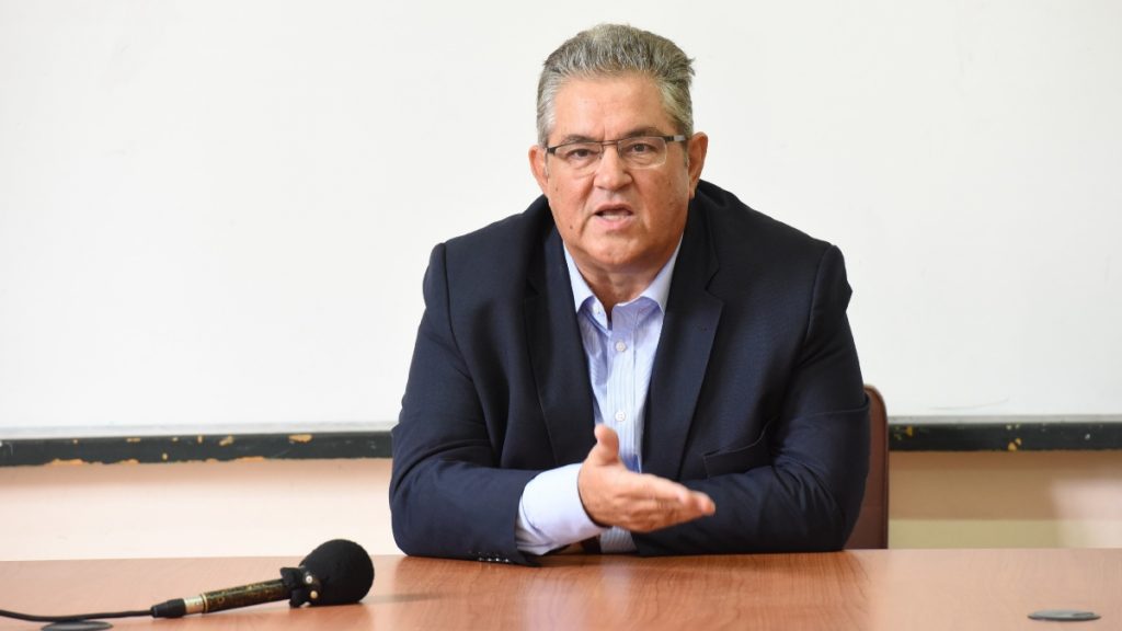 Σε σχολικό συγκρότημα της Θεσσαλονίκης ο Κουτσούμπας για την έναρξη της σχολικής χρονιάς