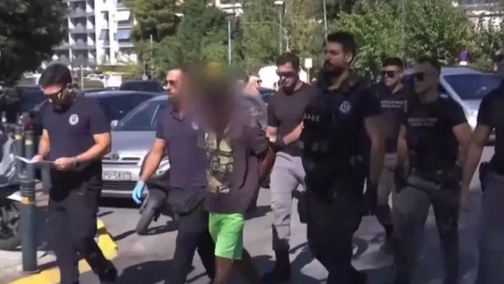 Προφυλακίστηκε ο 32χρονος για τους εμπρησμούς στον Υμηττό, “το έκανα, γιατί δεν είχα να φάω” – Τι είπε για τον ISIS