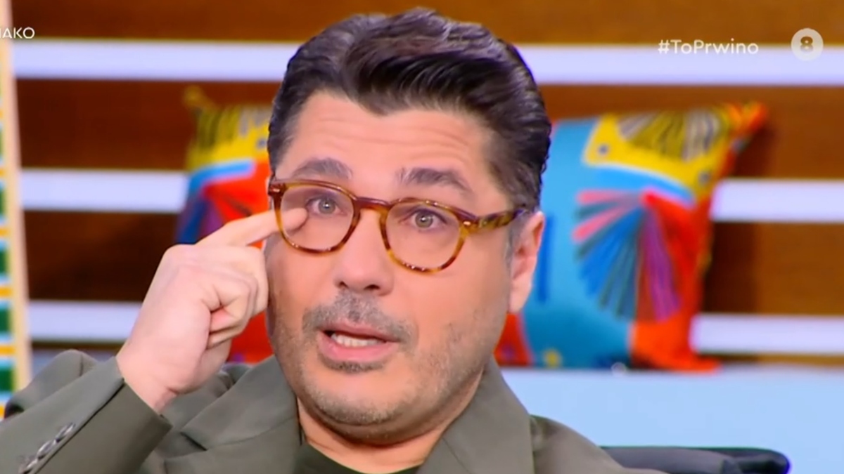 “Λύγισε” on air ο Λάμπρος Κωνσταντάρας: “Το ξαφνικό σε σοκάρει” – Πώς έμαθε για τον θάνατό του πατέρα του (βίντεο)