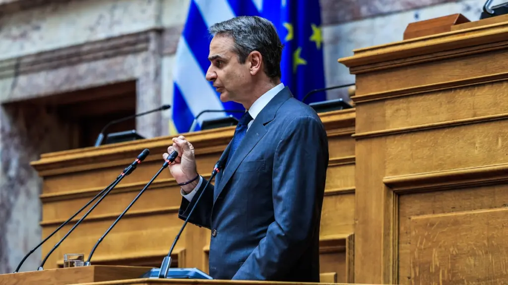 Μητσοτάκης: Στο Υπουργείο Εθνικής Άμυνας η φύλαξη και συντήρηση του Αγνώστου Στρατιώτη