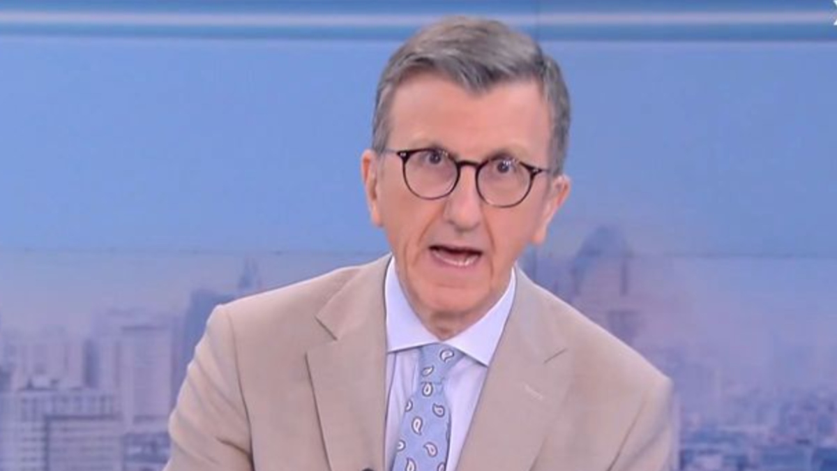 Πορτοσάλτε για απεργία πείνας Ρούτσι στον Άγνωστο Στρατιώτη: “Αυτό τον χώρο δεν πρέπει να τον αφήσουμε να γίνει τσαντιροκατάσταση”