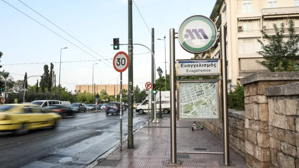 Μετρό: Μεγάλη ταλαιπωρία για τους επιβάτες – Βλάβη στη Γραμμή 3