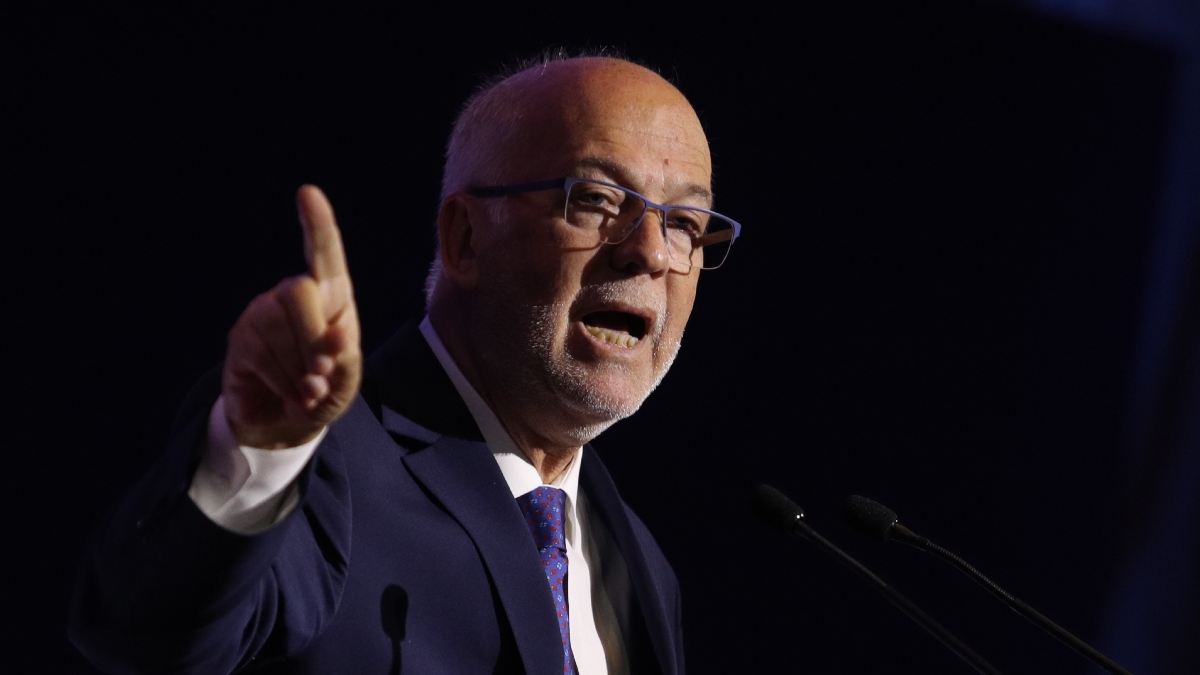 Φλωρίδης για Τέμπη: “Η κυβέρνηση δεν μπορεί να παρέμβει στη Δικαιοσύνη” – Σφοδρά “πυρά” στον Τσίπρα