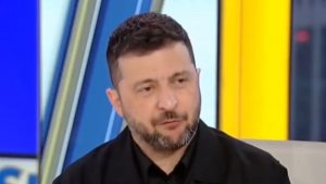 Έκπληκτος ο Ζελένσκι από τη “στροφή” Τραμπ στο Ουκρανικό – “Τα ψέματα Πούτιν έκαναν τη διαφορά”