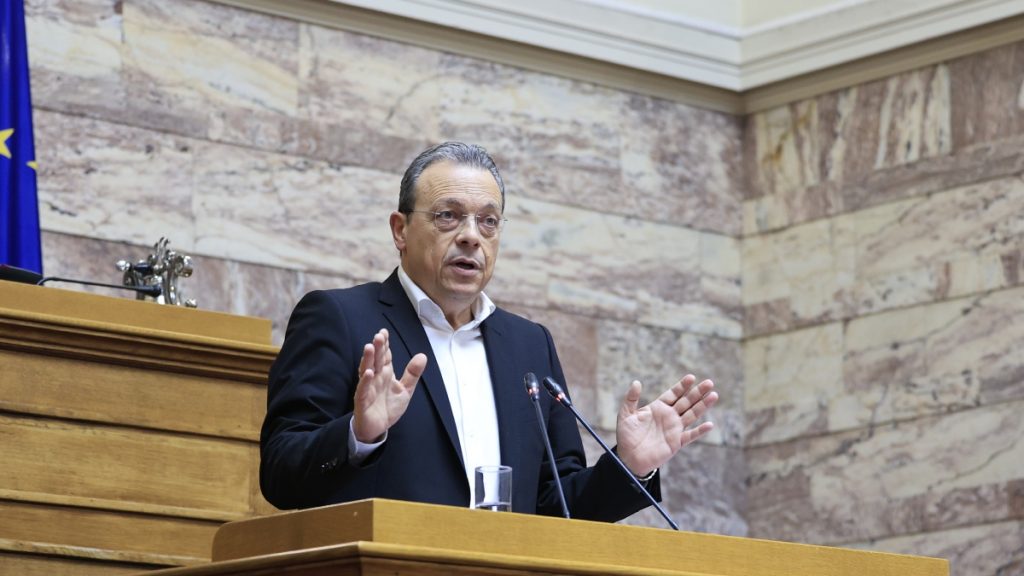 LIVE η ομιλία του Σωκράτη Φάμελλου στην ΚΟ του ΣΥΡΙΖΑ