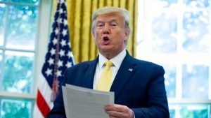 Wall Street Journal: Ανοικτός να επιτρέψει τη χρήση όπλων μεγάλου βεληνεκούς για πλήγματα στη Ρωσία ο Τραμπ