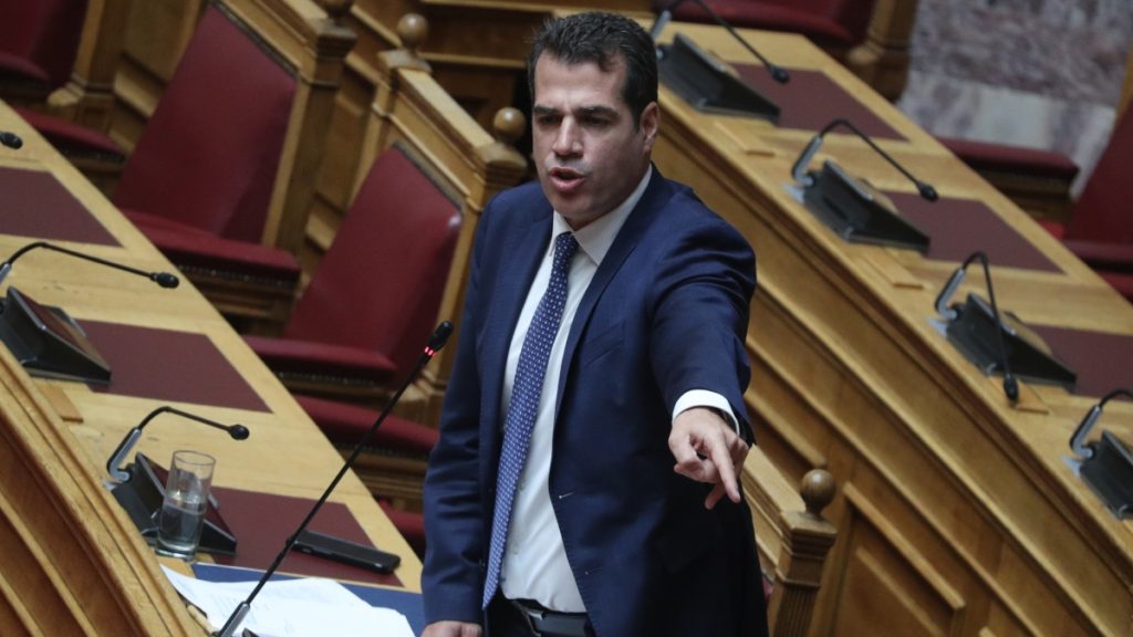 Πλεύρης για Κουφοντίνα: “Ένα κάθαρμα, δολοφόνος είναι” – Πώς αντέδρασε η Αναγνωστοπούλου