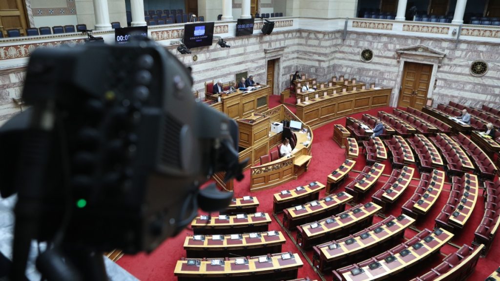 Δόθηκαν στη δημοσιότητα τα “πόθεν έσχες” για τα οικονομικά έτη 2022 και 2023 – Τι δήλωσαν οι πολιτικοί