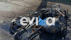 Χαλκίδα: Νεκρός σε τροχαίο 33χρονος μοτοσικλετιστής – “Εκσφενδονίστηκε πολλά μέτρα μακριά”