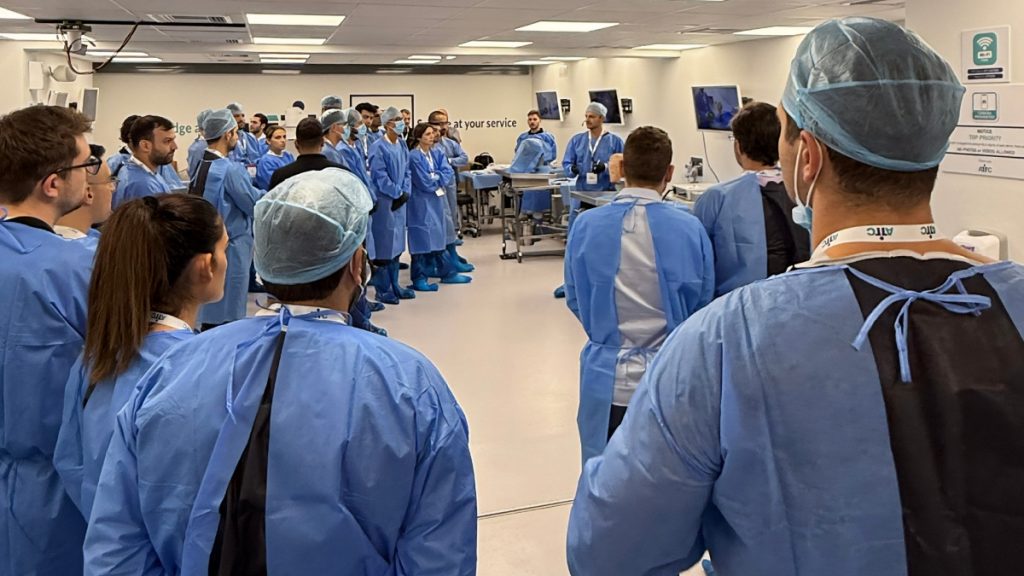 Με επιτυχία ολοκληρώθηκε το 3ο σεμινάριο από την Osteon Orthopedic & Spine Clinic σε συνεργασία με τον Όμιλο Ιατρικού Αθηνών