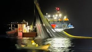 Θρακικό πέλαγος: Σοβαρό επεισόδιο μεταξύ ελληνικών και τουρκικών αλιευτικών – “Πυροβολούσαν στον αέρα οι Τούρκοι” (βίντεο)
