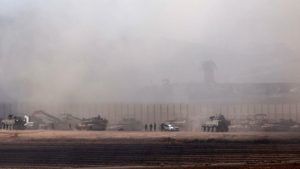 Σε εξέλιξη η χερσαία επιχείρηση του Ισραήλ για κατάληψη της Γάζας – Σφοδροί βομβαρδισμοί, νεκροί και εγκλωβισμένοι στα συντρίμμια