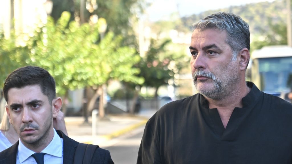 Βασίλης Μπισμπίκης: Όλη η αλήθεια για το τηλεφώνημα της συνεργάτιδάς του στο Α.Τ. Φιλοθέης – Όσα ειπώθηκαν