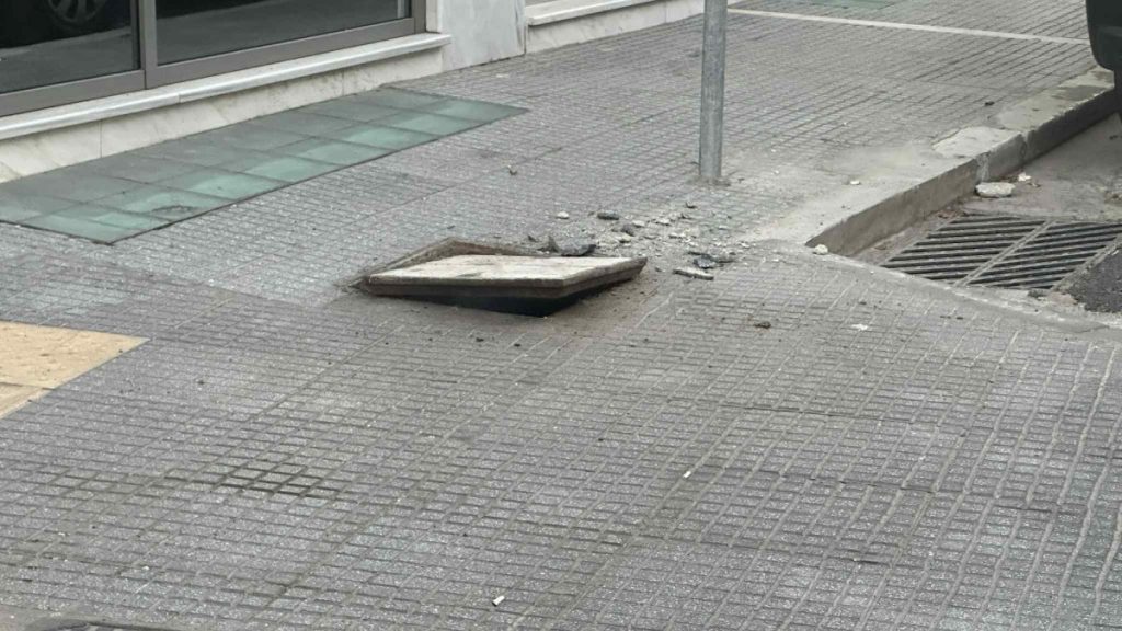 Αναστάτωση στη Λάρισα από μικροέκρηξη κοντά στην Πλατεία Εβραίων Μαρτύρων (φωτογραφίες, βίντεο)