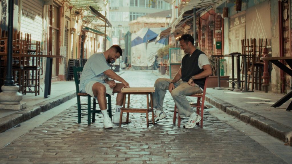 Κωνσταντίνος Αργυρός & Noizy – «Νερό»: Κυκλοφόρησε το video clip που γυρίστηκε στη Θεσσαλονίκη 