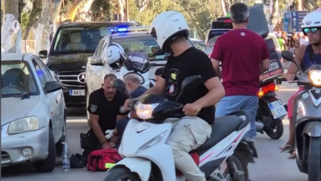 Σαντορίνη: Ο αστυνομικός που έκανε 20 λεπτά ΚΑΡΠΑ στον ηλικιωμένο περιγράφει τη στιγμή – «Ο χρόνος σταματάει» (Βίντεο)