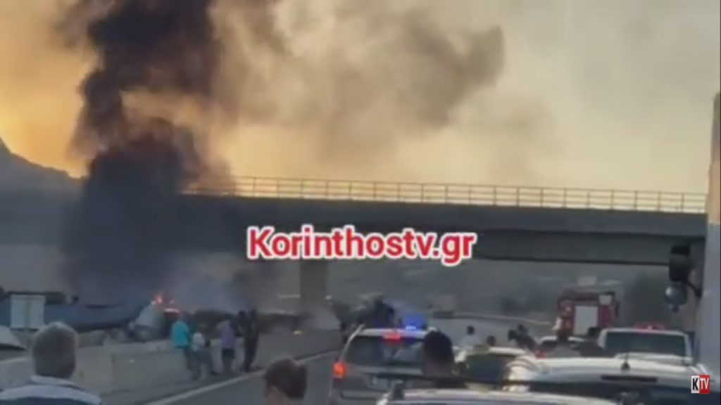 Στις φλόγες τυλίχθηκε νταλίκα στην Αθηνών – Κορίνθου (Βίντεο)