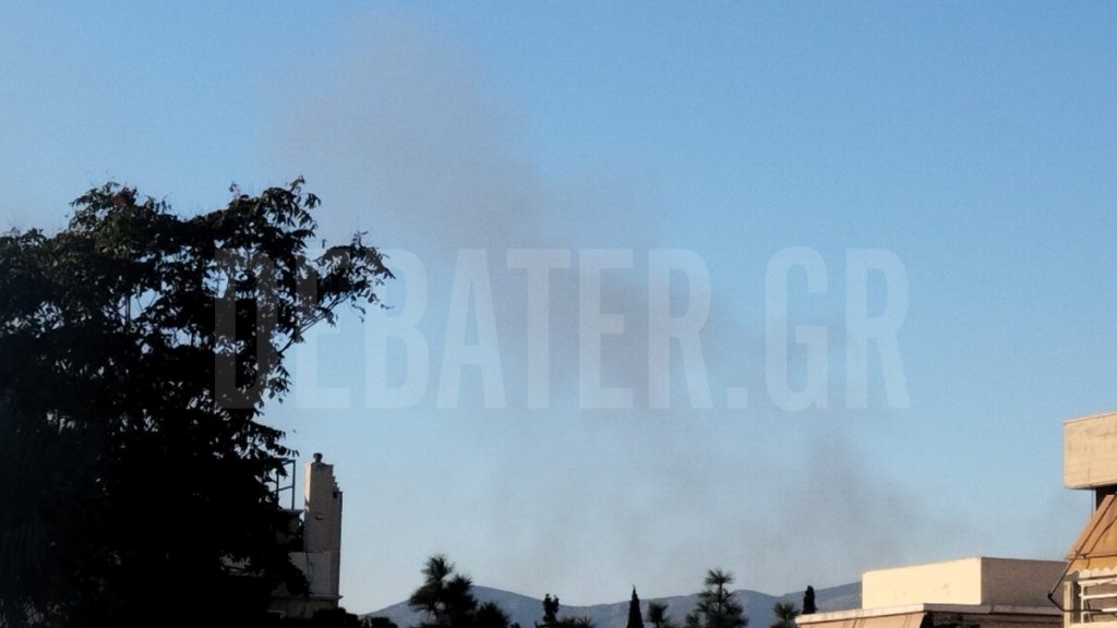 Φωτιά στις Αχαρνές: Εξαπλώνεται ο καπνός στην Αττική (Φωτογραφίες)