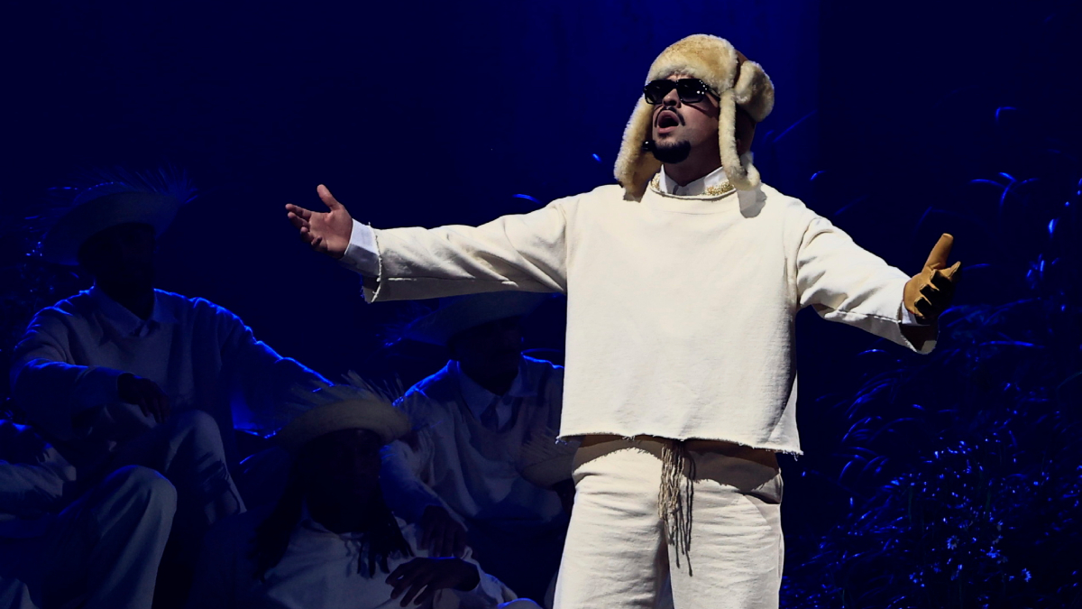 Ο Bad Bunny θα τραγουδήσει στο ημίχρονο του Super Bowl 2026 στις αρχές του επόμενου έτους