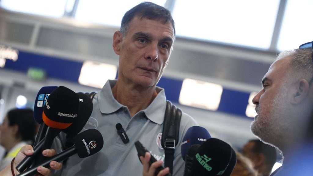 Μπαρτζώκας για μεταγραφή γκαρντ: “100% χωρίς παίκτη στην Ισπανία” – Τι είπε για την  απουσία του Παναθηναϊκού από το Super Cup