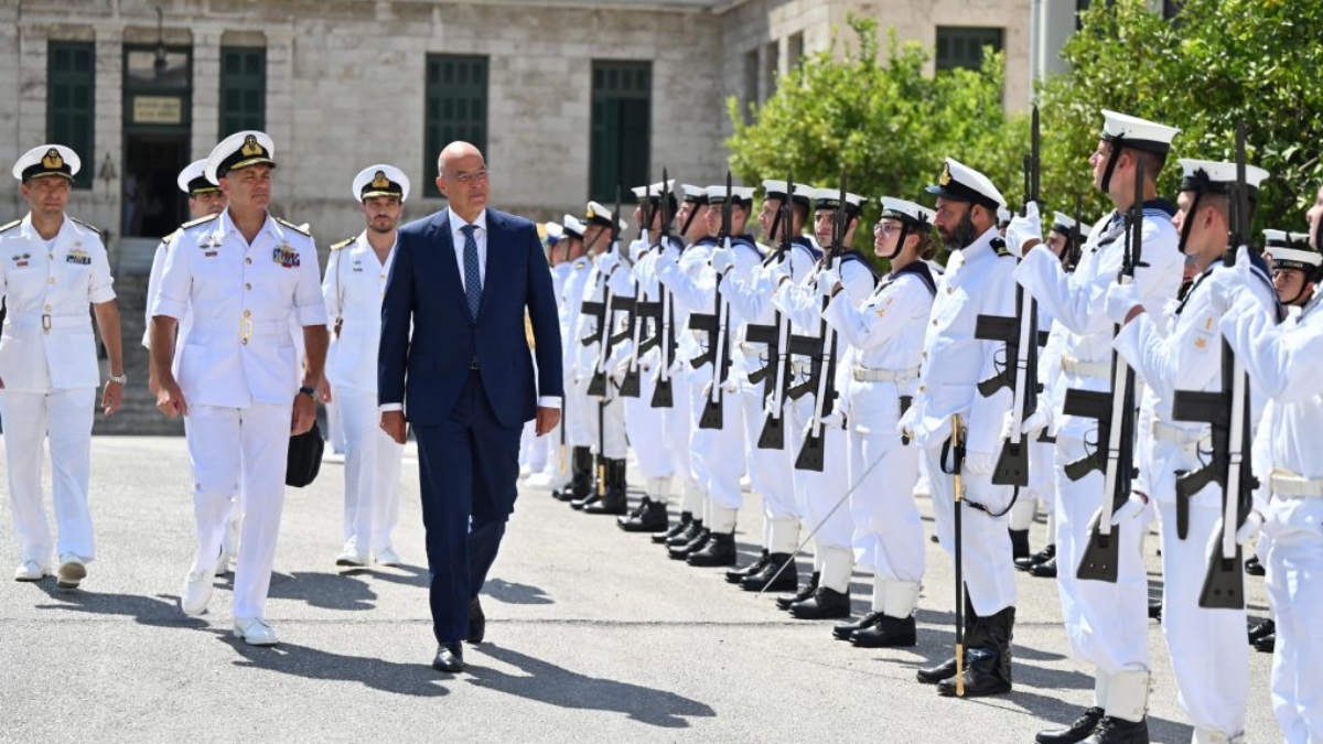 Δένδιας: «Η δωρεά της Motor Oil ενισχύει σημαντικά το Πολεμικό Ναυτικό»