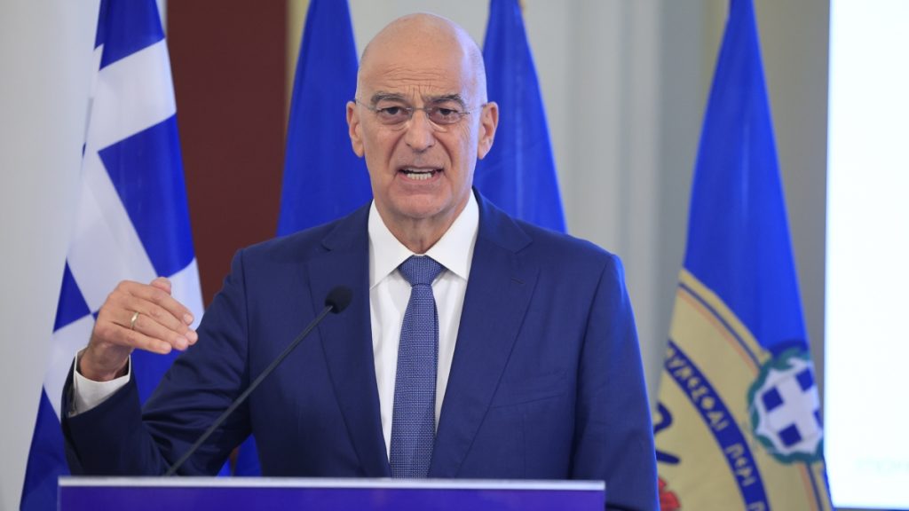 Δένδιας: Οι αλλαγές στις Ένοπλες Δυνάμεις – Τι είπε για την στράτευση των γυναικών
