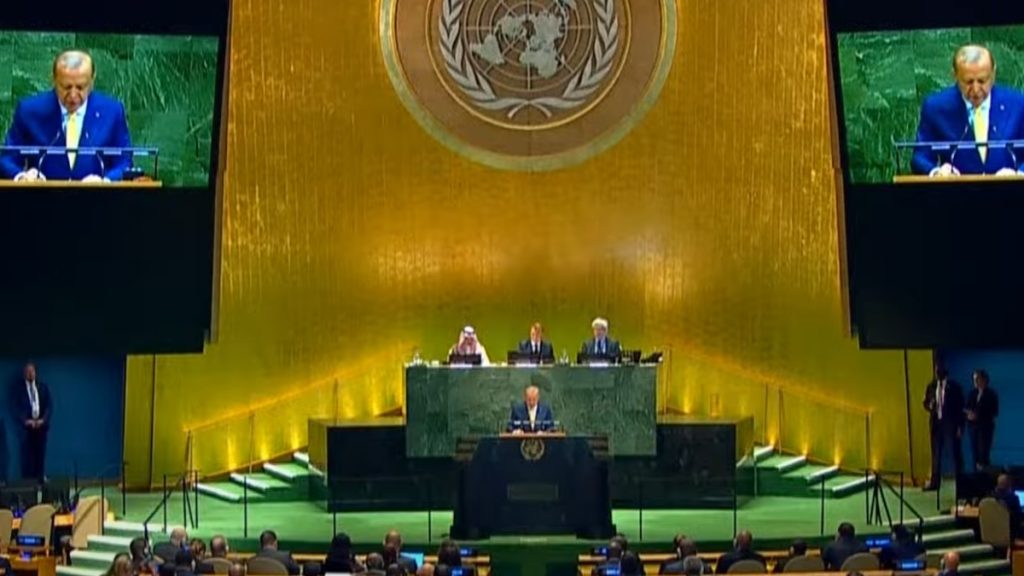 Ερντογάν: Έκλεισαν το μικρόφωνό του την ώρα που κατηγορούσε το Ισραήλ στον ΟΗΕ – Για σαμποτάζ κάνουν λόγω Τούρκοι δημοσιογράφοι