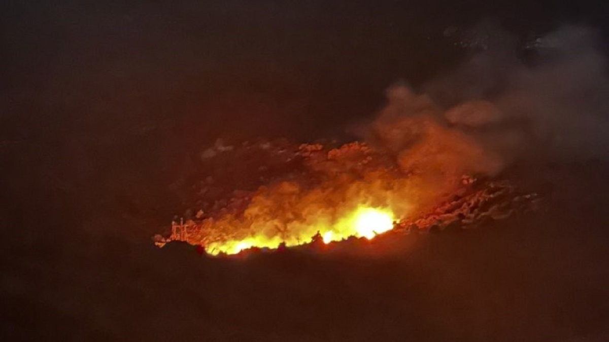 Φωτιά σε δασική έκταση στην Πάρνηθα