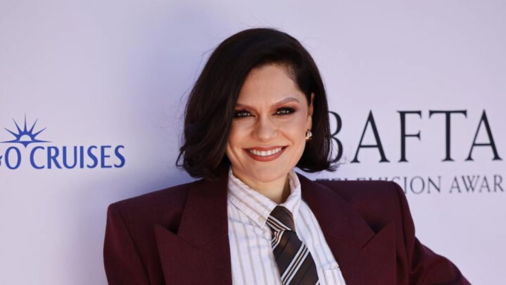 Jessie J: Η εξομολόγηση για τον καρκίνο του μαστού – «Νιώθω ότι βρίσκομαι στη μέση μιας καταιγίδας»