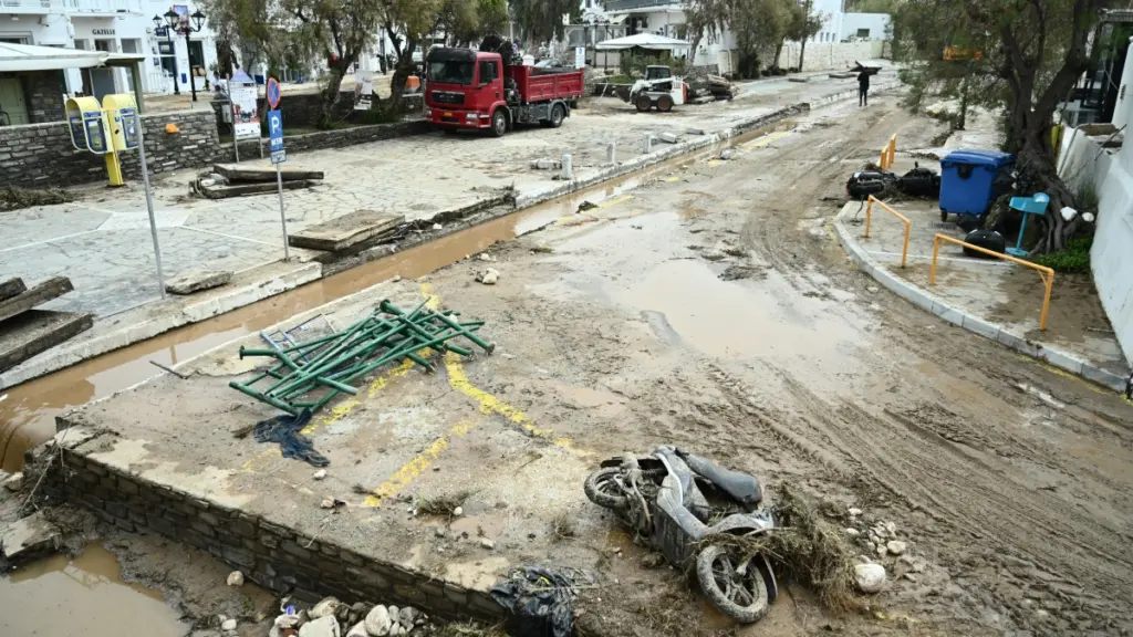 Καιρός: Έρχεται σφοδρό κύμα κακοκαιρίας, σε ποιες 8 περιοχές θα πέσουν ισχυρές καταιγίδες – Η πρόγνωση Τσατραφύλλια