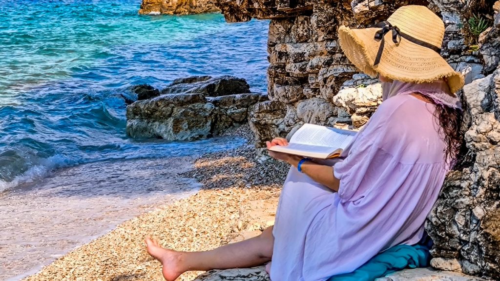 Καιρός σήμερα: Στους 35 βαθμούς θα σκαρφαλώσει ο υδράργυρος – Άνεμοι 6 μποφόρ στο Αιγαίο