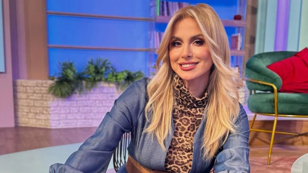 Ζωή Κρονάκη: Συγκλονίζει η παρουσιάστρια – «Ο γιος μου ήταν το τελευταίο μου ωάριο»