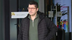 Συγκινήθηκε on air ο Λάμπρος Κωνσταντάρας – Η κίνηση της Φαίης Σκορδά που δεν περίμενε (vid)
