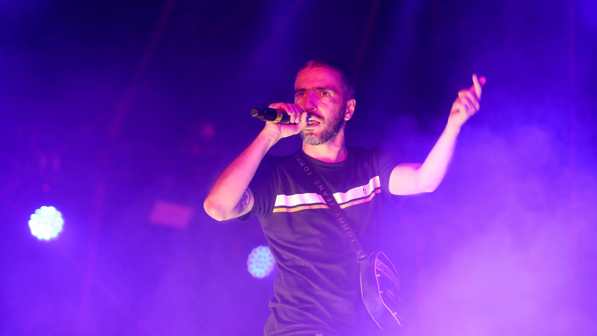 ΛΕΞ: Sold out μέσα σε λίγες ώρες η συναυλία του στη Θεσσαλονίκη – Πουλήθηκαν σχεδόν 30.000 εισιτήρια