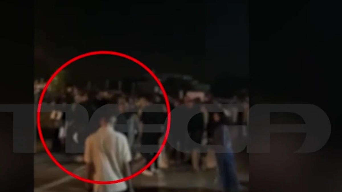 Μεταμόρφωση: Βίντεο από την αιματηρή συμπλοκή με 4 τραυματίες – Ξεκίνησε για ένα «γιατί με κοιτάς»
