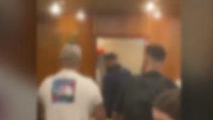 Ένταση σε πλοίο με προορισμό την Κρήτη – Δεν έδεσε στο λιμάνι της Μήλου, οι επιβάτες καταγγέλλουν ότι δεν ενημερώθηκαν (Βίντεο)