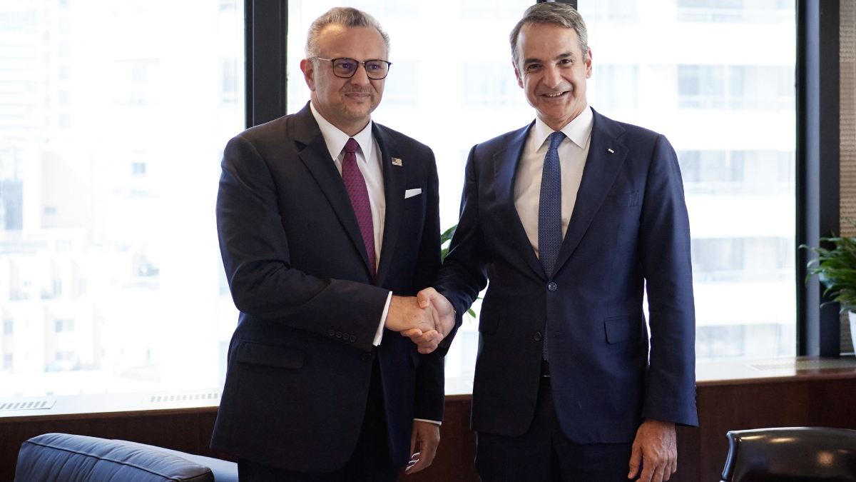 Κυριάκος Μητσοτάκης: Συναντήθηκε με τον Ειδικό Σύμβουλο του Τραμπ για την Αφρική