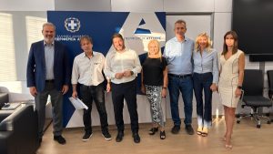 Χαρδαλιάς: «Βελτιώνουμε τα πεζοδρόμια στον κεντρικό δρόμο του Κερατσινίου» (Εικόνες)
